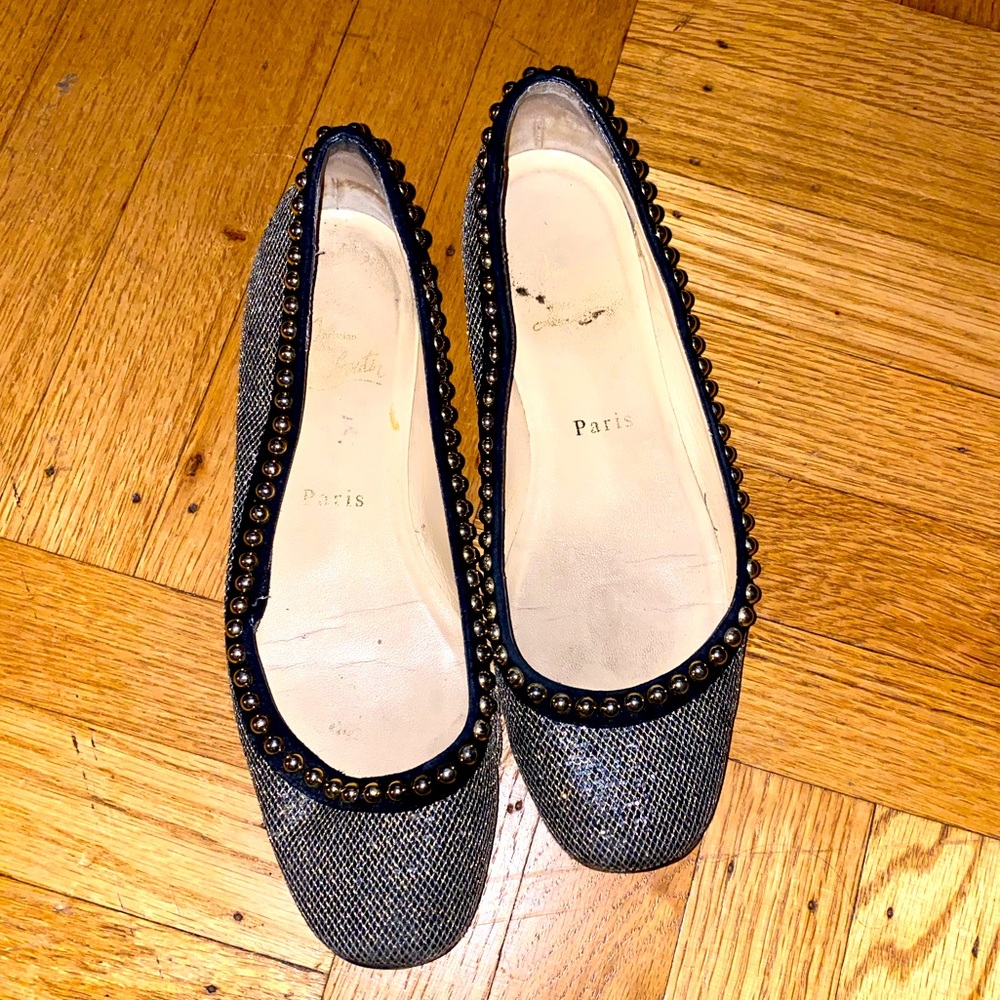 Louboutin ballet flat size 38.